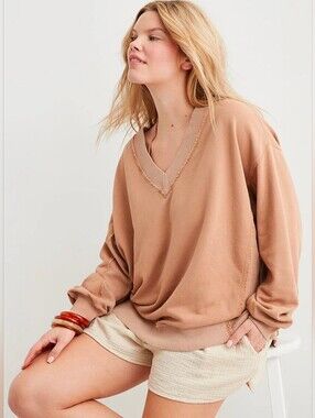 AERIE Vacay Every Day V Neck Sweatshirt